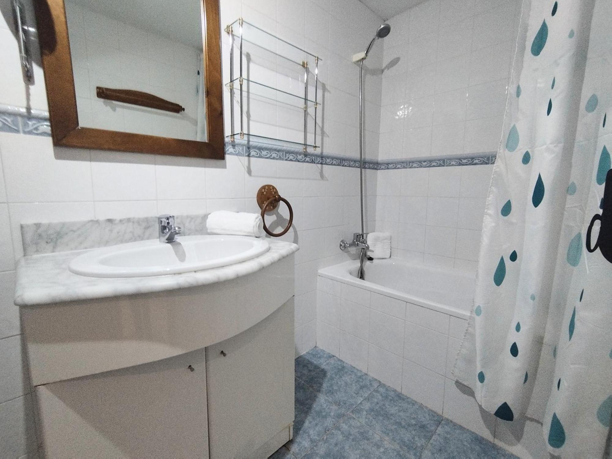 Апартаменты Check-In Casas Ibon Бенаске Экстерьер фото