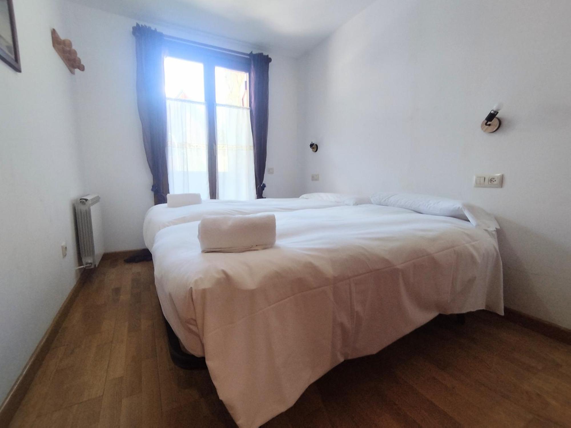 Апартаменты Check-In Casas Ibon Бенаске Экстерьер фото